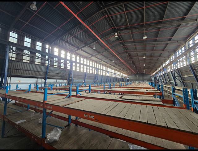 14,150M² FACTORY TO LET IN TUNNEY